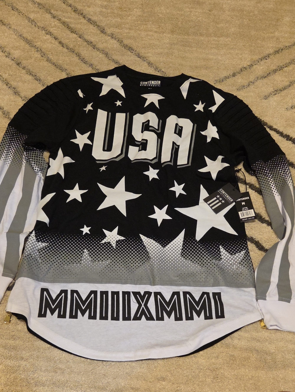 Contender USA Graphic Long Sleeve Shirt - Black & White